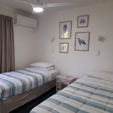Airlie Apartments Airlie Beach Bagian luar foto