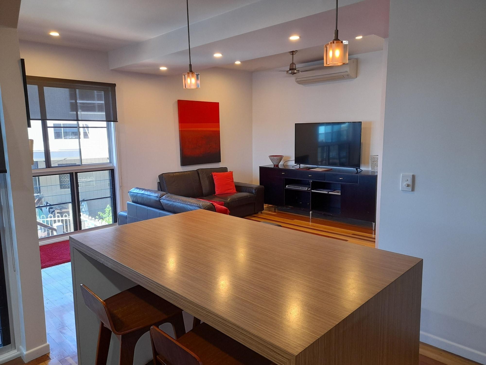 Airlie Apartments Airlie Beach Bagian luar foto